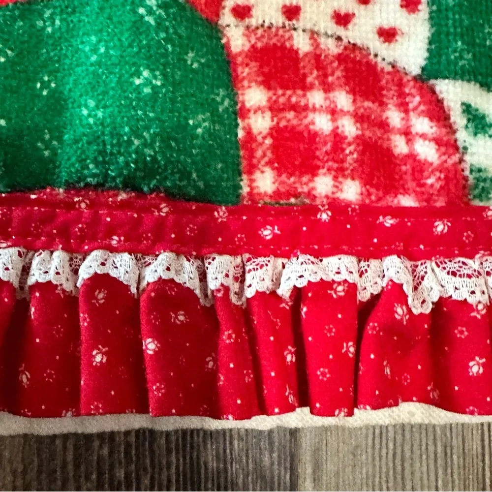 Kitchen works vintage Christmas kitchen towel ruffle teddy bears in bed decor